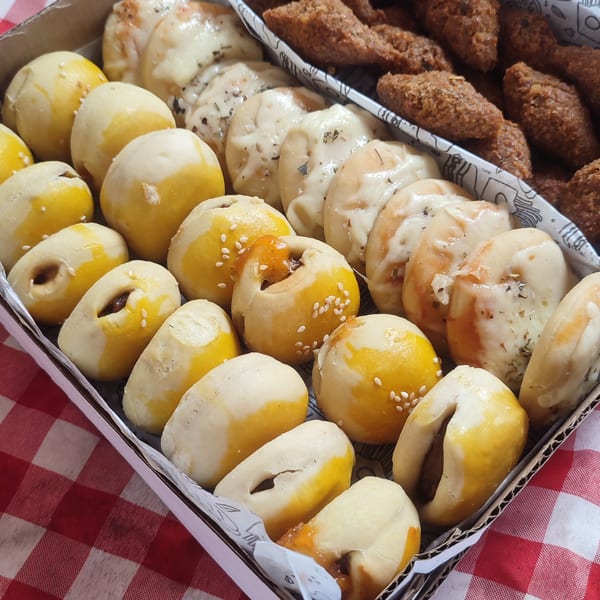 Hamburguinho e italianinho assados da Kitutes Cris Primavera